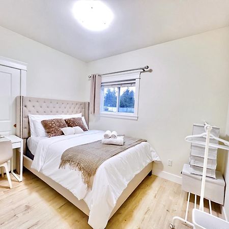 Si & Daniel Home Near Yvr Airport & Skytrain Separate Entry Free Parking Ричмонд Экстерьер фото